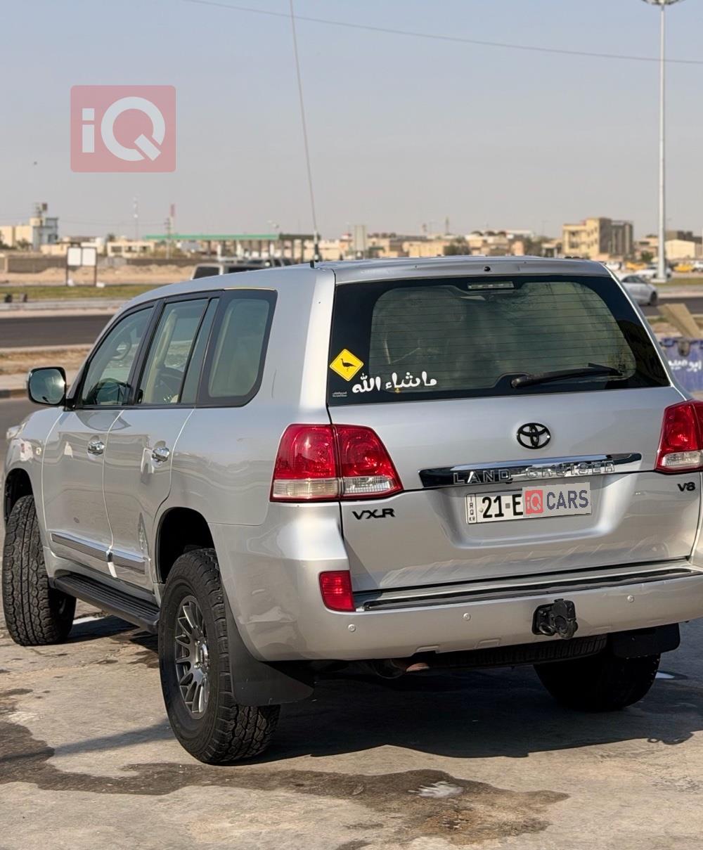 تويوتا لاندكروزر